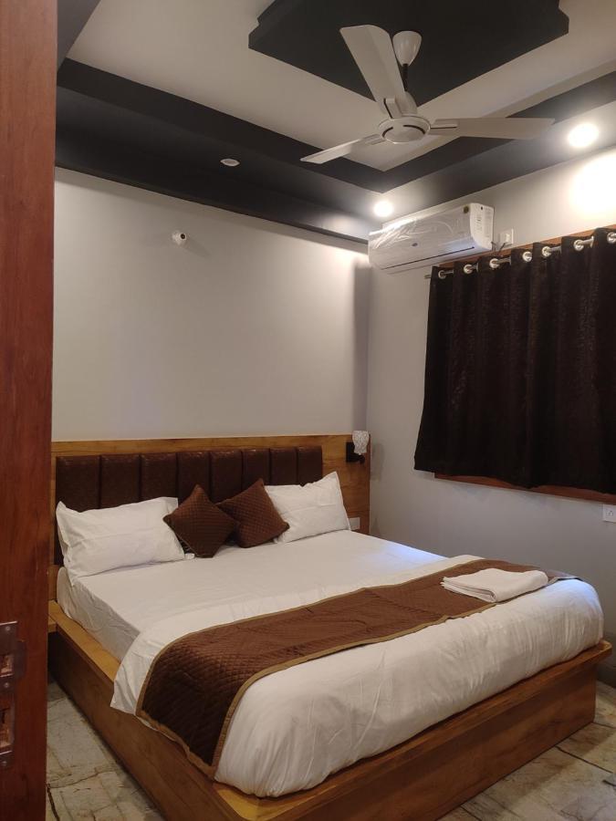 Devi Residency - Near Prem Mandir Bankey Bihari Vrindávan Kültér fotó
